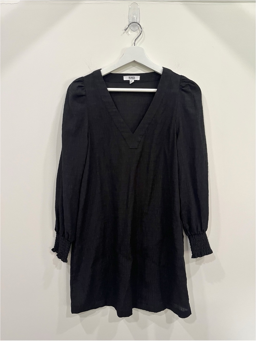 BB Dakota by Steve Madden Black Textured Mini Dress XS Puff Sleeve V-Neck - Picture 3 of 9
